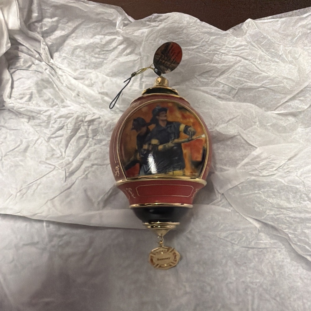 Bradford Editions Bravery Under Fire Porcelain Ornament Fire Fighter DUTY 2002